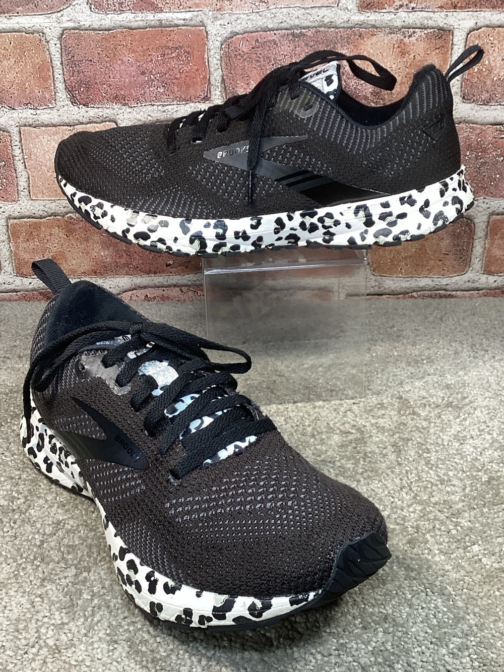 Brooks Revel 5 Snow Leopard women’s sneakers size 8.5